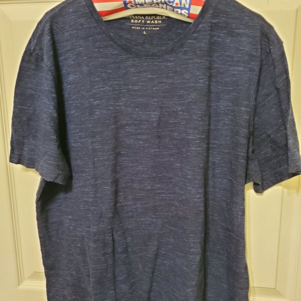 Banana Republic Tee Shirt